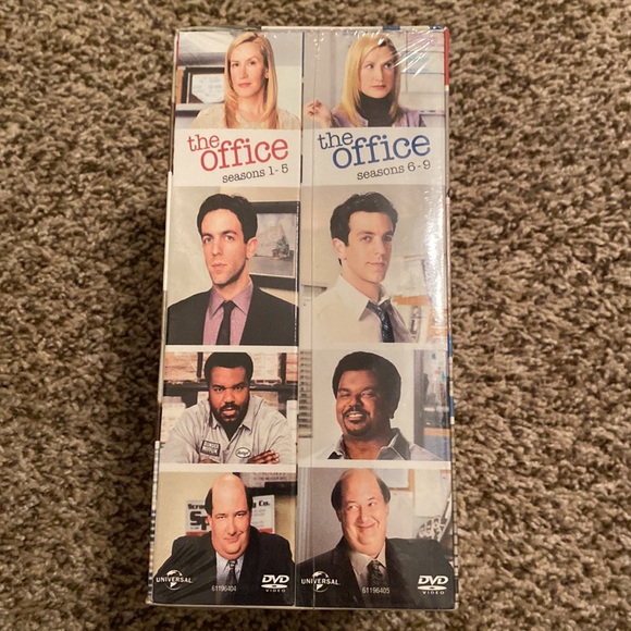 Brand New- The Office the Complete Series - Picture 2 of 3